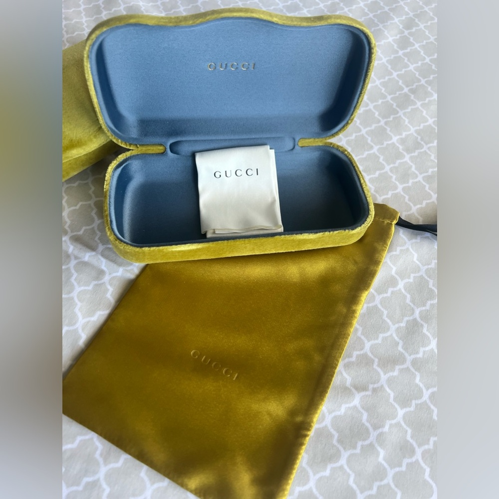 GUCCI Sunglass Velvet Case w/ Silk Dust Bag & Cleaning cloth. NEW! - Picture 11 of 13